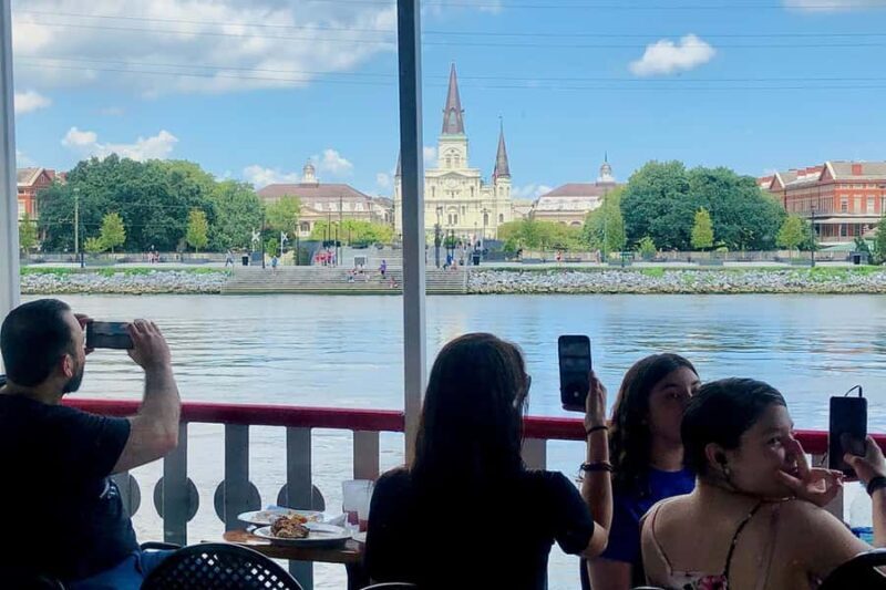 New Orleans: City Riverboat Cruise with Captain Narration - Experience the Mississippi on a Classic New Orleans Riverboat Cruise