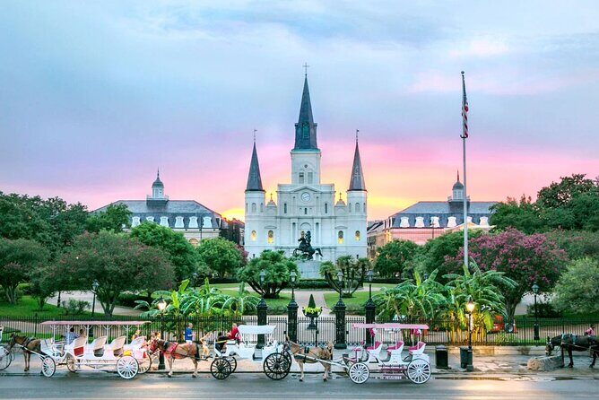 New Orleans City Tour with Drink and Souvenir - Engaging Introduction