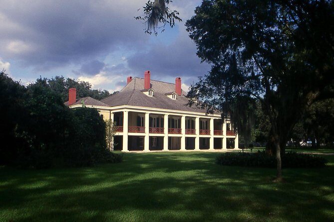 New Orleans City Wide and Plantation Driving Tour - Key Points