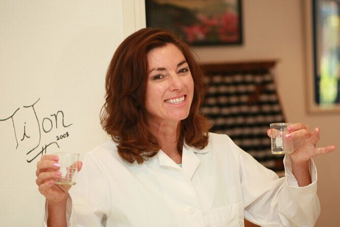 New Orleans: Craft Your Own Signature Perfume or Cologne - A Deep Dive into the Perfume-Making Experience