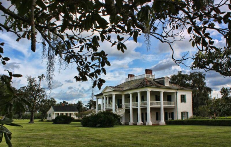 New Orleans: Destrehan Plantation, Houmas House & Lunch - Key Points