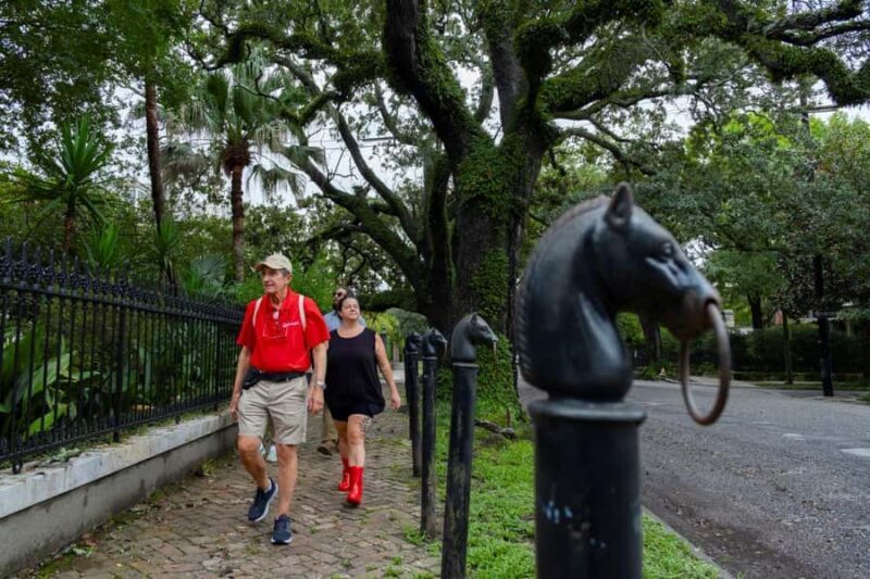New Orleans Garden District: History & Hidden Gems - Exploring the New Orleans Garden District: A Perfect Blend of Architecture, History, and Local Charm