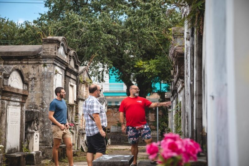 New Orleans Garden District Tour - Key Points