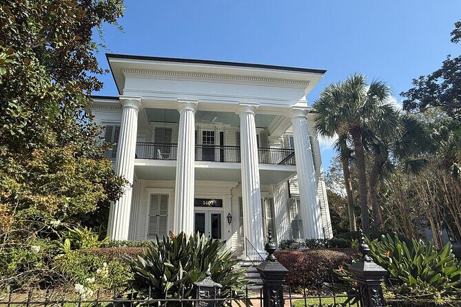 New Orleans Garden District Tour - Key Points
