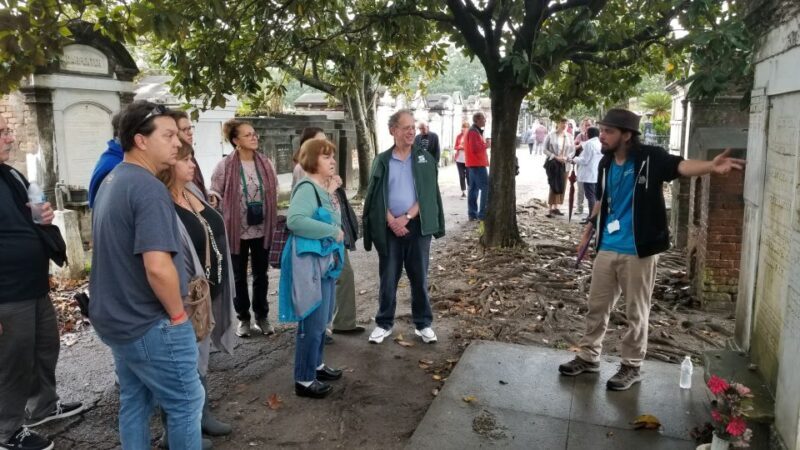 New Orleans: Garden District Tour - Discovering the Garden District