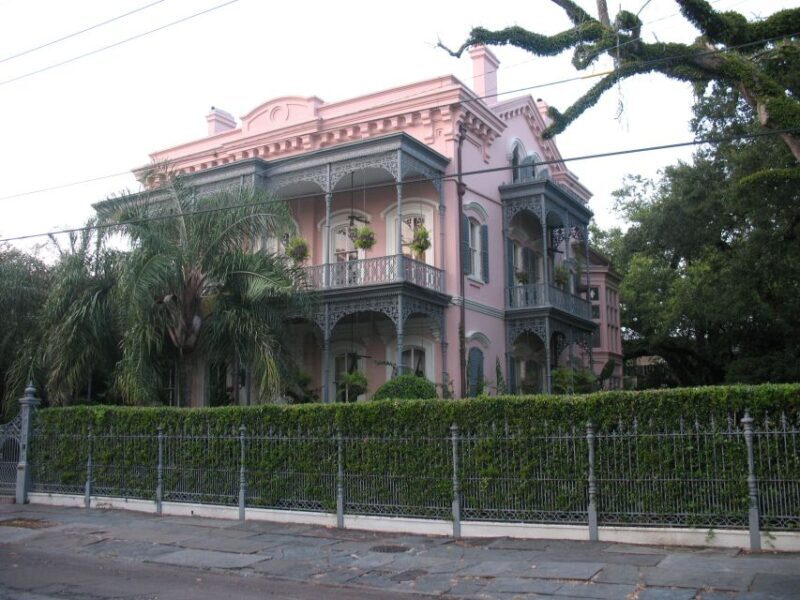New Orleans: Garden District Walking Tour - Key Points