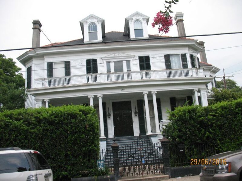 New Orleans: Garden District Walking Tour - Who Should Book This Tour?