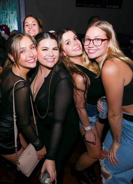 New Orleans: Guided Bourbon Street Bar Crawl with Shots - Authentic Experience & Real Value