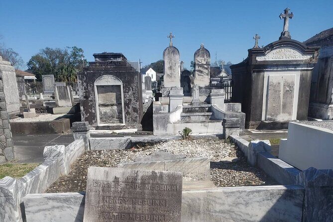 New Orleans Historic Cemetery Tour: Explore Our Cemeteries - A Detailed Look at the New Orleans Cemetery Tour