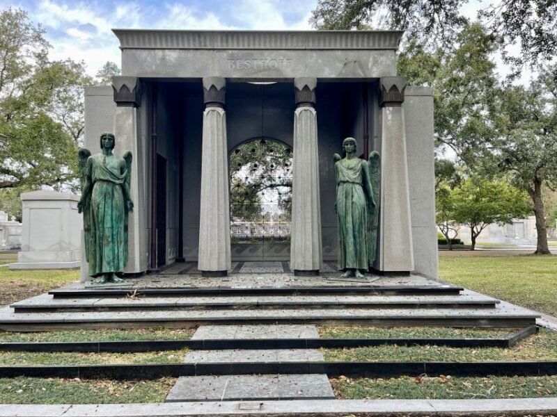 New Orleans: Millionaires Tombs of Metairie Cemetery Tour - Frequently Asked Questions