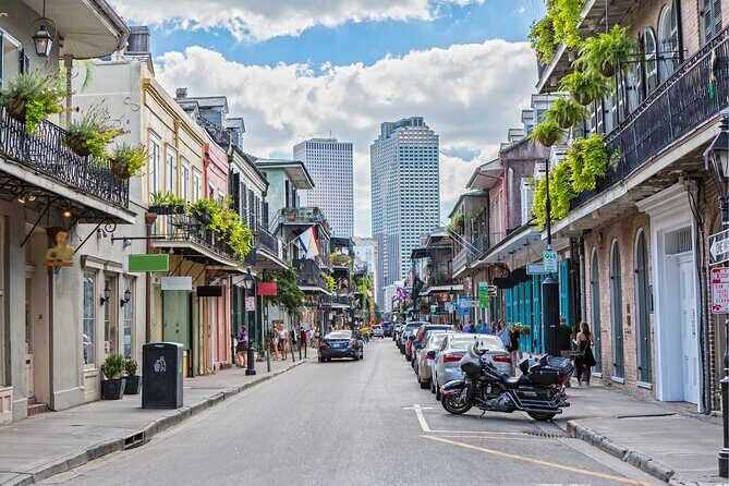 New Orleans Scavenger Hunt and Highlights Self-Guided Tour - Key Points