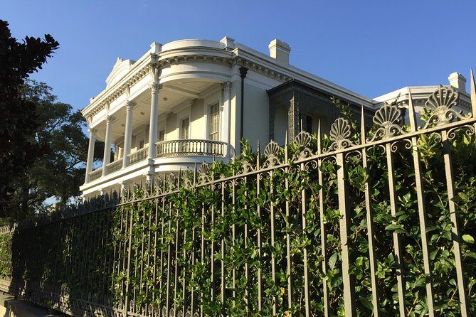 New Orleans Small-Group Garden District Walking Tour - Key Points
