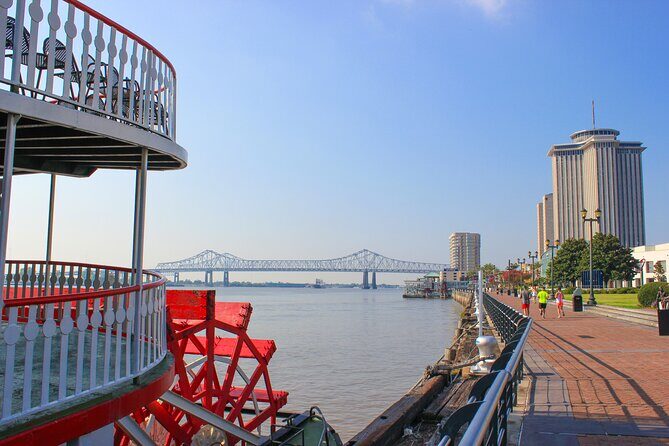 New Orleans Steamboat Natchez Jazz Cruise - What Happens on the Cruise