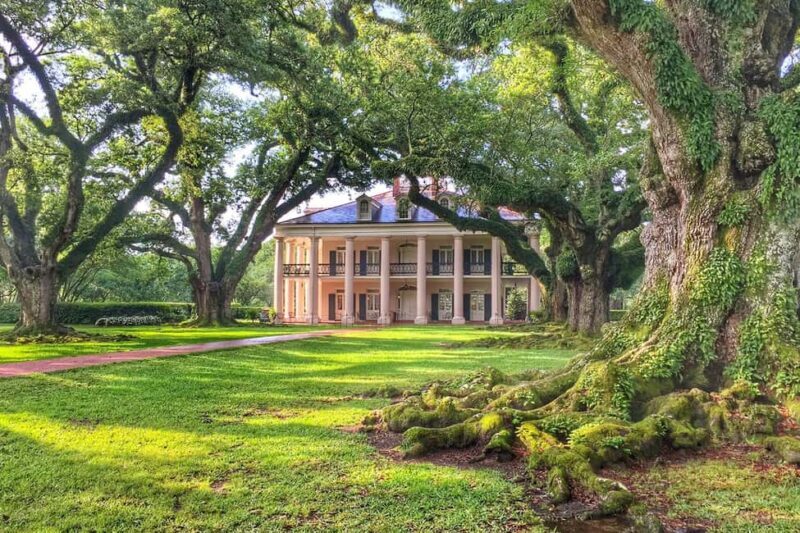 New Orleans: Swamp Boat Ride & Oak Alley Plantation Tour - FAQs