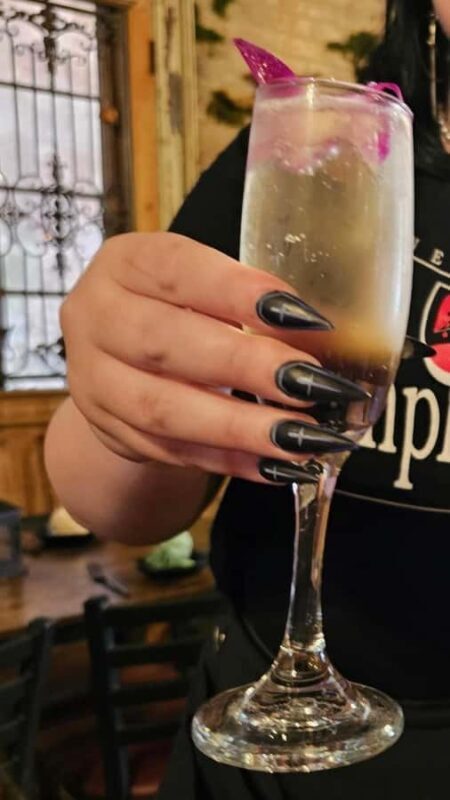 New Orleans: Tour. Voodoo and Vampire Lore; Delicious Food - An In-Depth Look at the Tour Experience