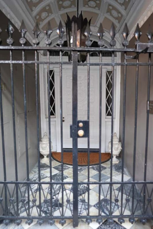 New Orleans: True Crime Pub Crawl - Why Travelers Love This Tour