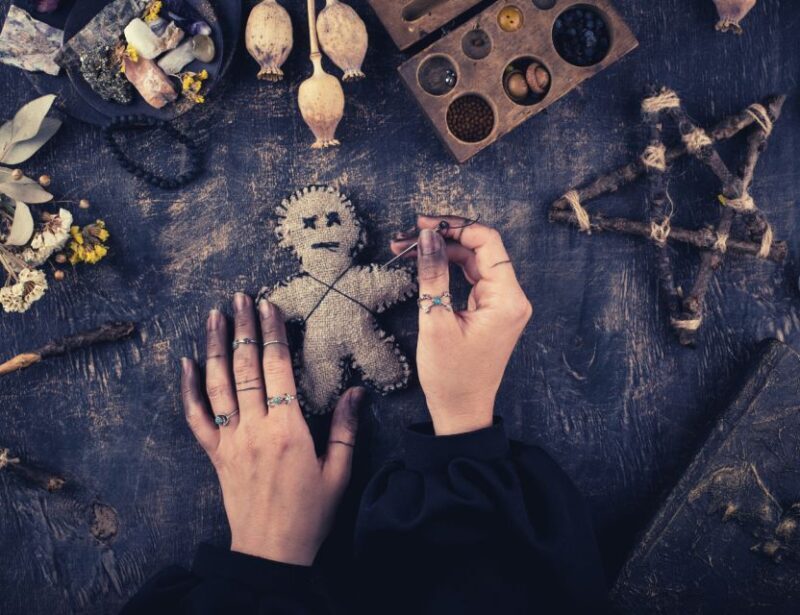 New Orleans: Voodoo Legends, Vampires & Magic Walking Tour - Who Will Love This Tour