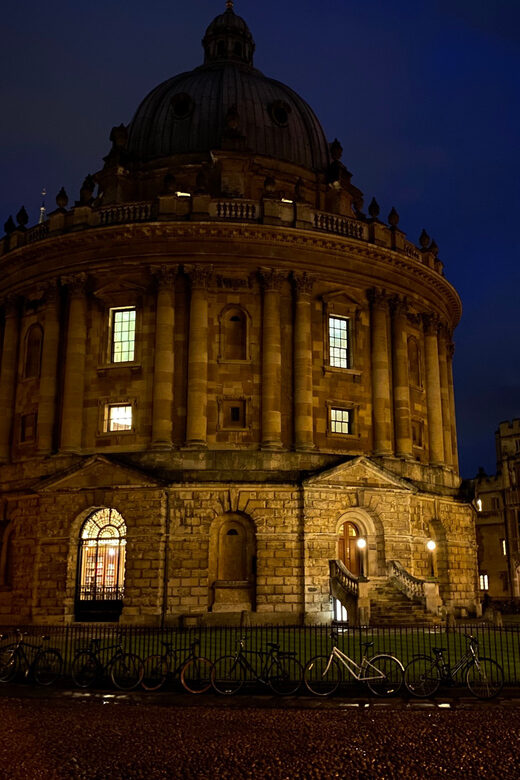 New: Oxford Costumed Ghost Tour In-Character - Who Should Consider This Tour?