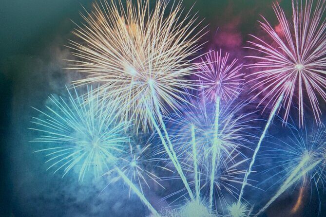 New Year's Eve on a Sailboat with Fireworks display in Lisbon - Key Points