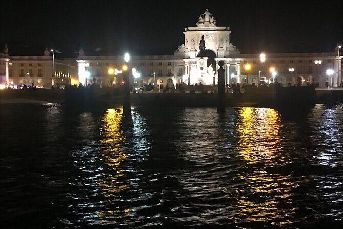 New Year's Eve on a Sailboat with Fireworks display in Lisbon - Who Would Enjoy This Experience?
