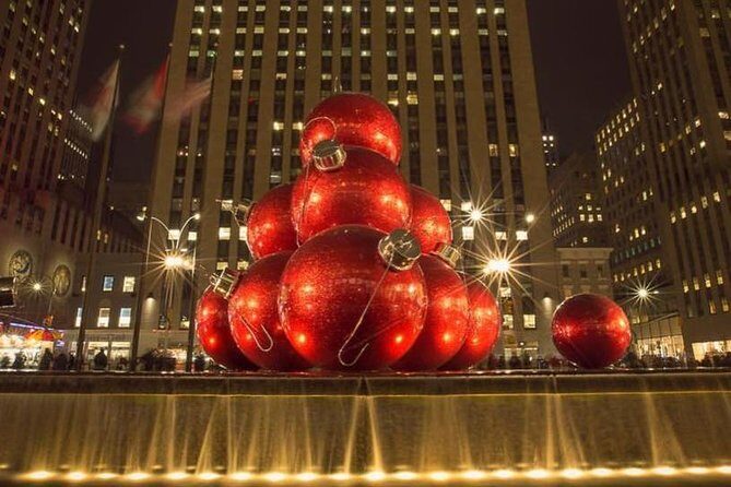 New York Christmas Holiday Small-Group Walking Tour - Key Points