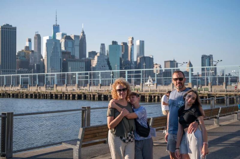 New York City: Brooklyn Bridge and DUMBO Guided Walking Tour - Who Should Consider This Tour?