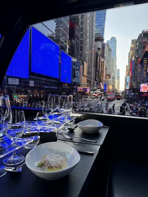 New York City: Bustronome Gourmet Dinner Tour - Who Will Enjoy This Experience?