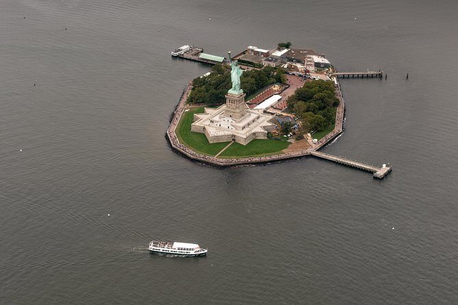 New York City Grand Island Helicopter Tour - Key Points