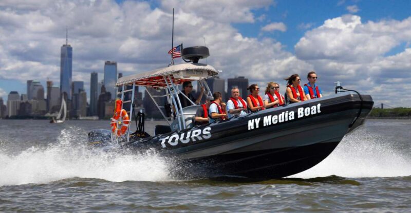 New York City: Harbor Speedboat Tour - Who Should Book This Tour?