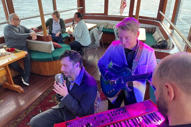 New York City Live Music Sightseeing Serenade Cruise - A Waterborne Jazz Adventure in NYC: The Serenade Cruise Experience