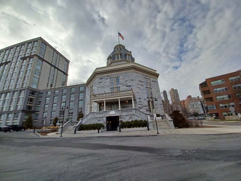 New York City: Roosevelt Island Walking Tour with Tram Ride - FAQ