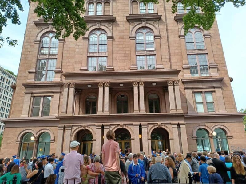 New York City: Walking Tour of SoHo and NoHo. - Exploring New York’s SoHo and NoHo: A Walk Through Architectural and Cultural Gems