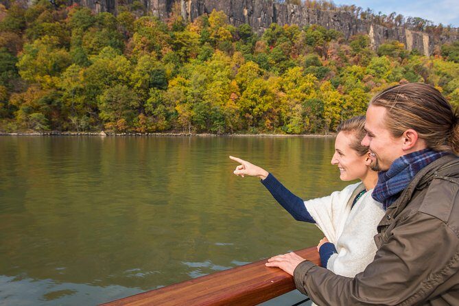 New York Fall Foliage Cruise up the Hudson River - Frequently Asked Questions