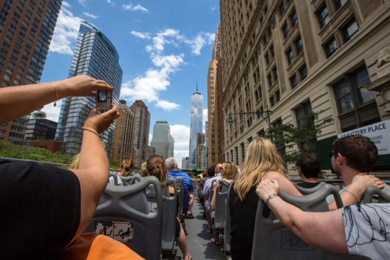 New York: Hop-on Hop-off Sightseeing Tour by Open-top Bus - Key Points