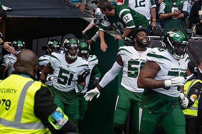 New York Jets Football Game at Metlife Stadium - Who Will Love This Experience?