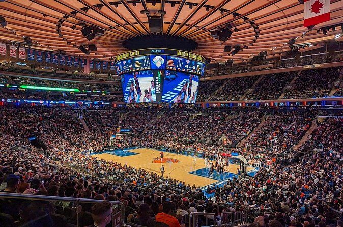 New York Knicks Basketball Game at Madison Square Garden - What Reviews Tell Us