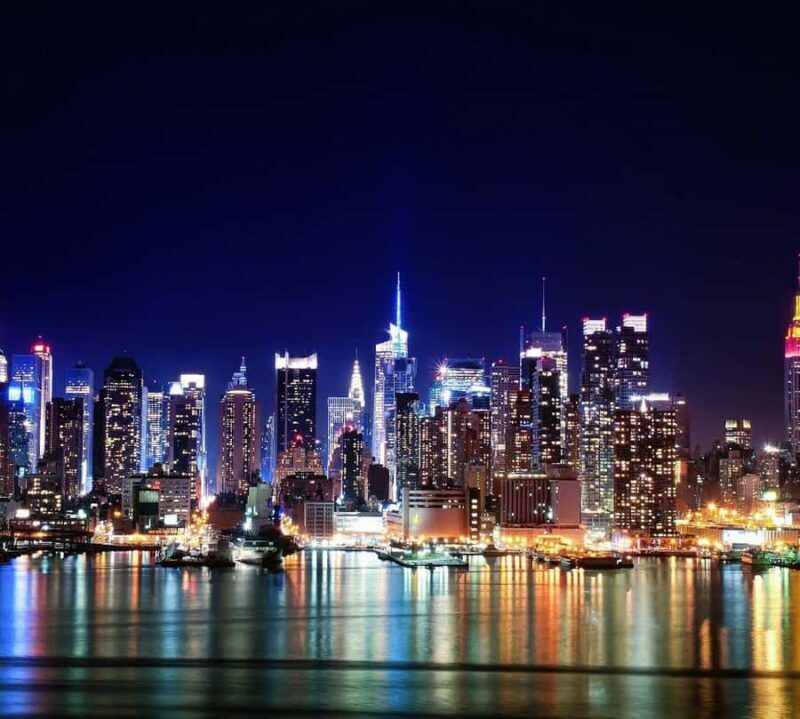 New York: Magical Christmas Tour with Hoboken Skyline Views - Experience the Heart of New York’s Christmas Spirit in Just 2 Hours