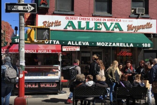 New York Main Attractions Tour with City Bus & Subway! - Key Points