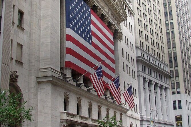 New York Main Attractions Tour with City Bus & Subway! - Who Should Book This Tour?