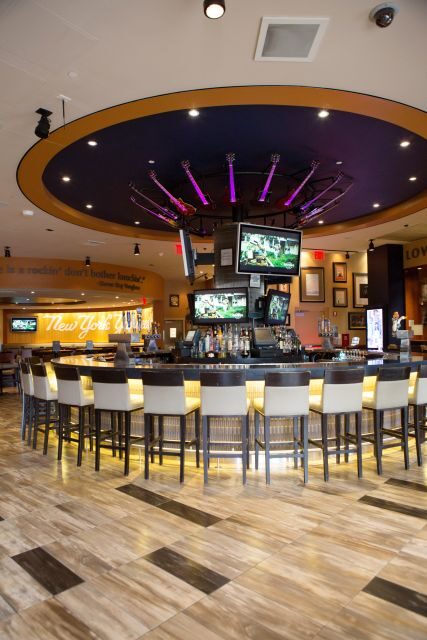 New York: Meal at Hard Rock Cafe Yankee Stadium - Experience the Flavor and Flair of Yankee Stadium’s Hard Rock Cafe