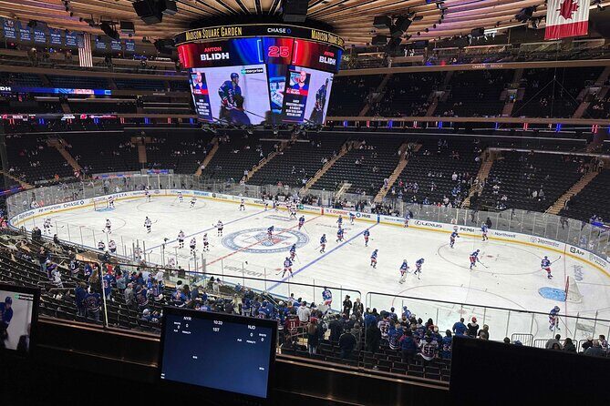 New York Rangers Ice Hockey Game at Madison Square Garden - A Detailed Look at the New York Rangers Game Tour