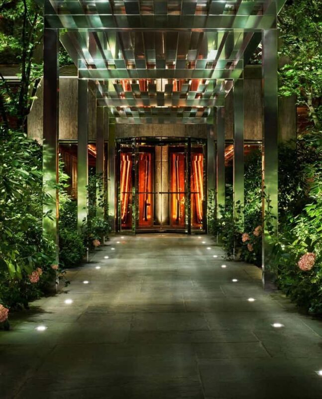 New York: Saturday Night Party with VIP Entry - New York: Saturday Night Party with VIP Entry – A No-Nonsense Night Out in the City That Never Sleeps