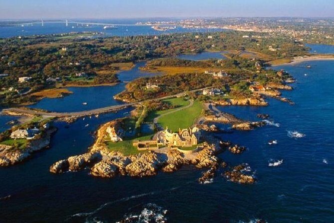 Newport RI Mansions Scenic Trolley Tour (Ages 5+ only) - FAQ