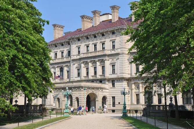 Newport Trolley Tour with Breakers Mansion - Viking Tours - Exploring Newport’s Charm on a Guided Trolley