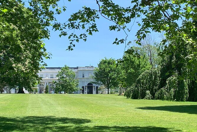 Newport's Opulent Gilded Age Homes: A Self-Guided Audio Tour - FAQ