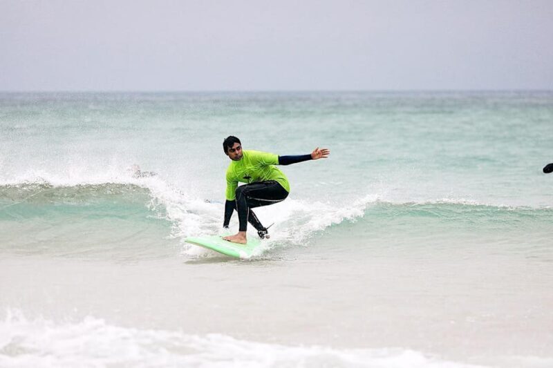 Newquay: 2 hour Surf Experience - For Beginners/Improvers - An In-Depth Look at the Experience