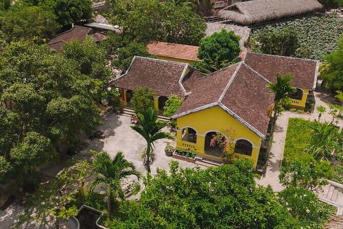 Nha Trang Premium City Tour with Traditional Lunch - Key Points