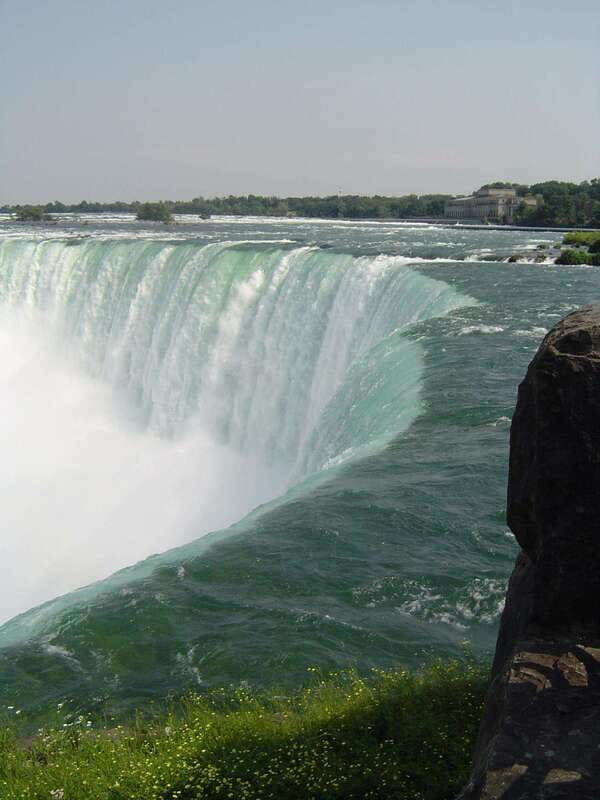 Niagara Day Trip by Micko (from Toronto) - Starting Out: Comfort and Convenience