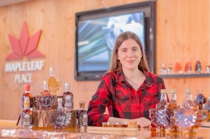 Niagara Falls Autumn Colors and Maple Tasting Tour - Return to Toronto