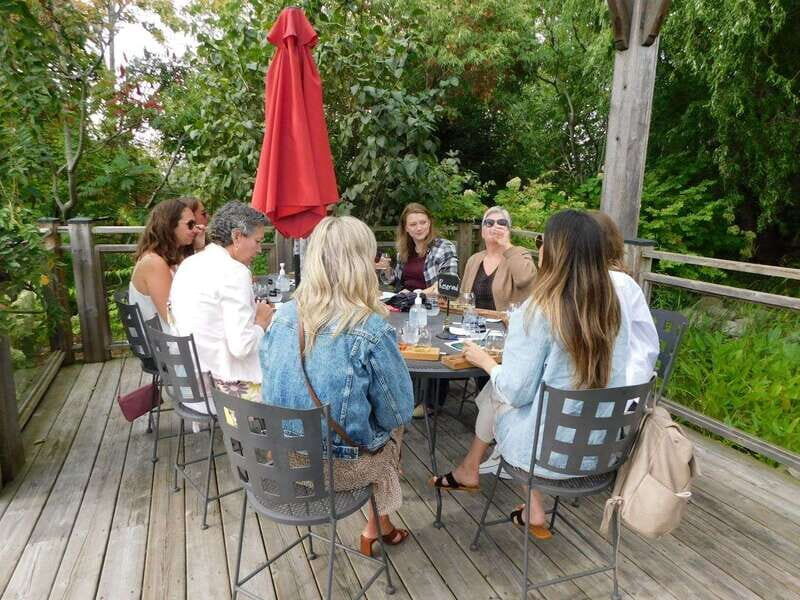 Niagara Falls, Canada: Escarpment Boutique Wine Tour - Discovering the Niagara Escarpment: A Tailored Wine and More Experience